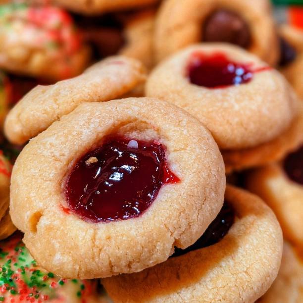 strawberry cheesecake stuffed cookies recipe