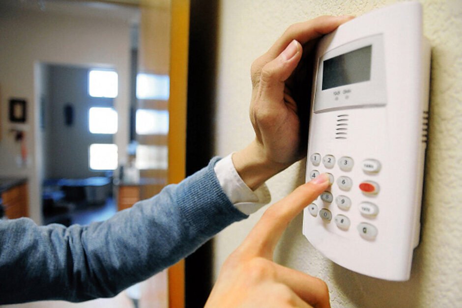 8 Modern Intruder Alarm System Features You Can’t Ignore