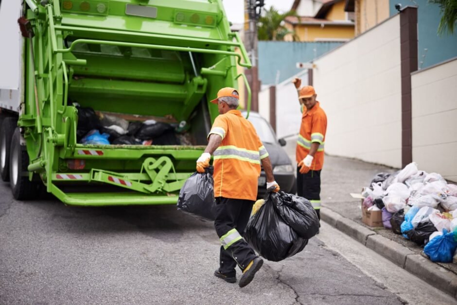 How Can We Manage Waste in the Our Society?