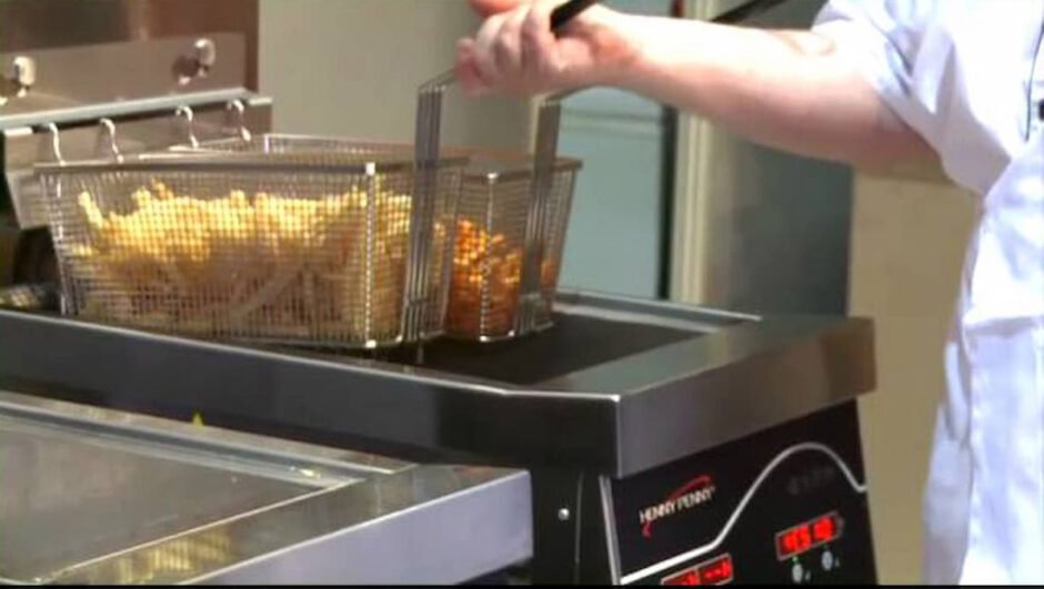 What Makes the Henny Penny Fryer a Top Pick for Frying Food