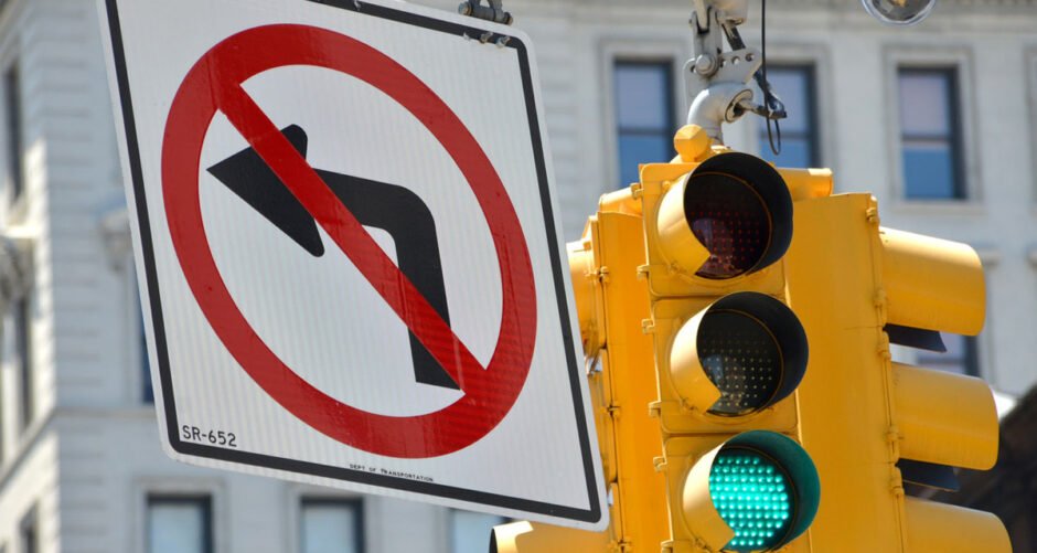 Understanding Right of Way Basics in Accidents on Charlotte Roads